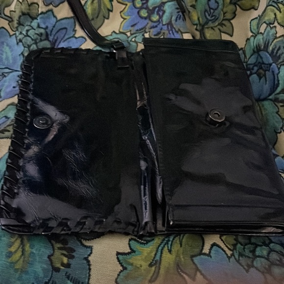 LikeNew Giannini Black Faux Patent Leather Clutch Purse Chain Embellished - Picture 6 of 11